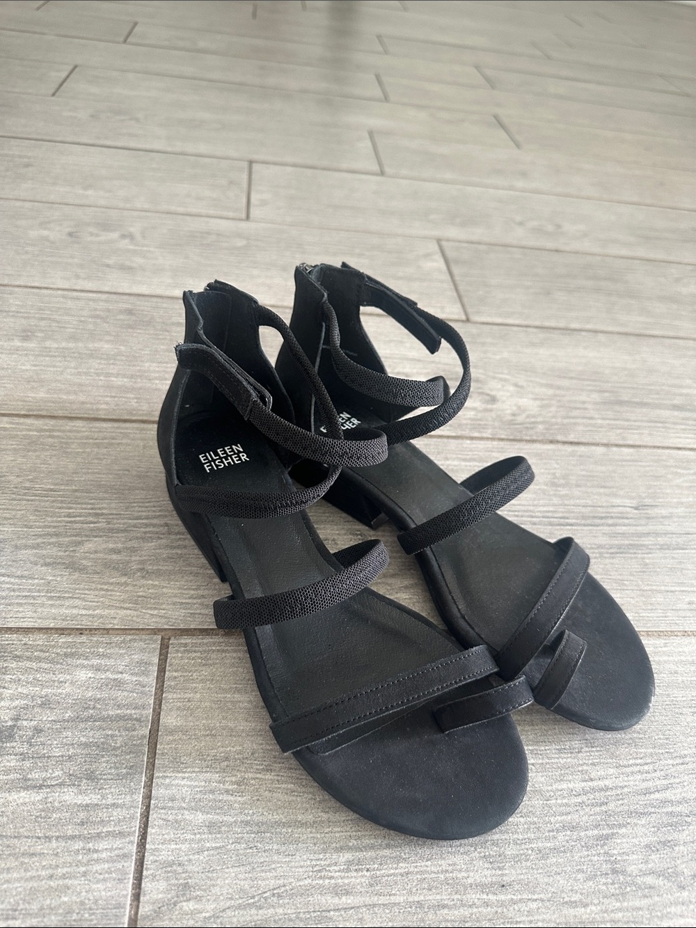 Eileen Fisher Emily Zip Sandals Black Minimalist Strappy Leather New! - Picture 6 of 10